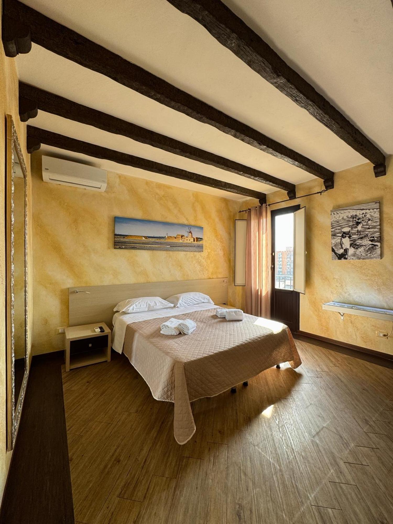 Summer Wind Apartments Trapani Exterior foto